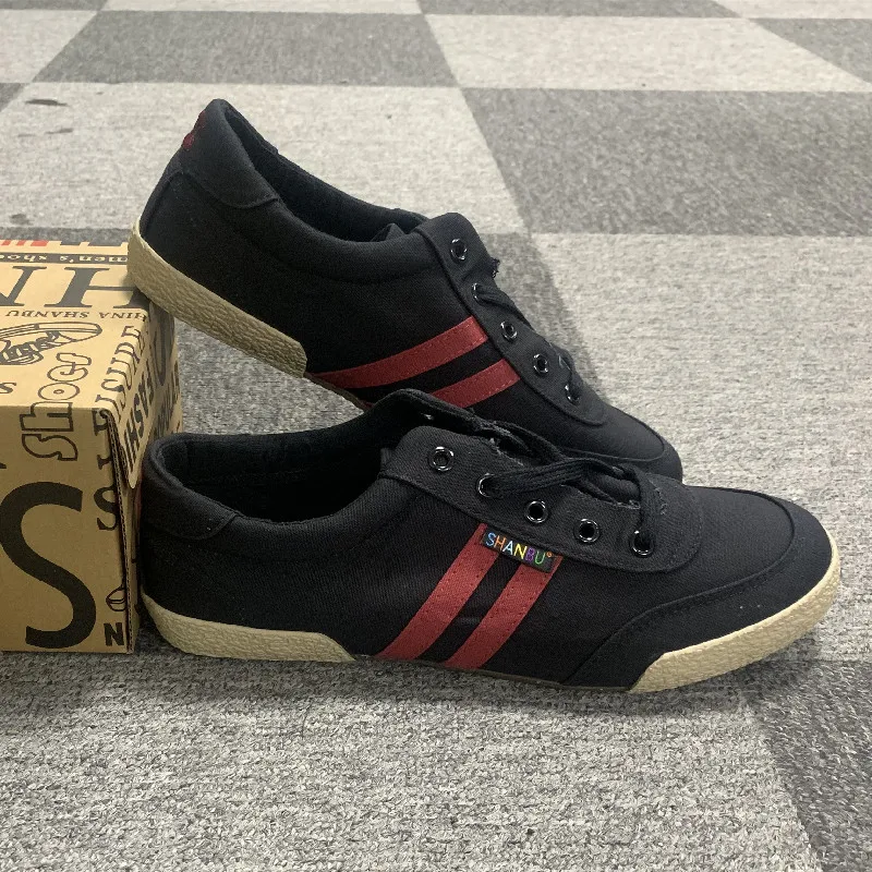 Vintage Red Men's Canvas Shoes Spring Summer Flats Casual Shoes Men Low-top Lace-up Men's Cloth Shoes Vulcanized Men's Shoes