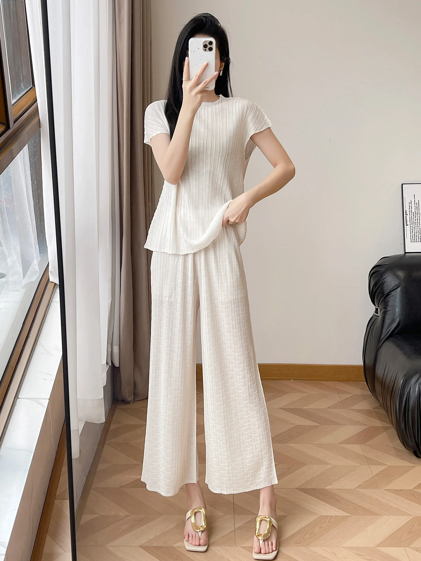 

Summer New Women's Pleated High Waist Wide Leg Pants Short Sleeve Top Slimming Two Piece Set Casual Style Polyester Fiber