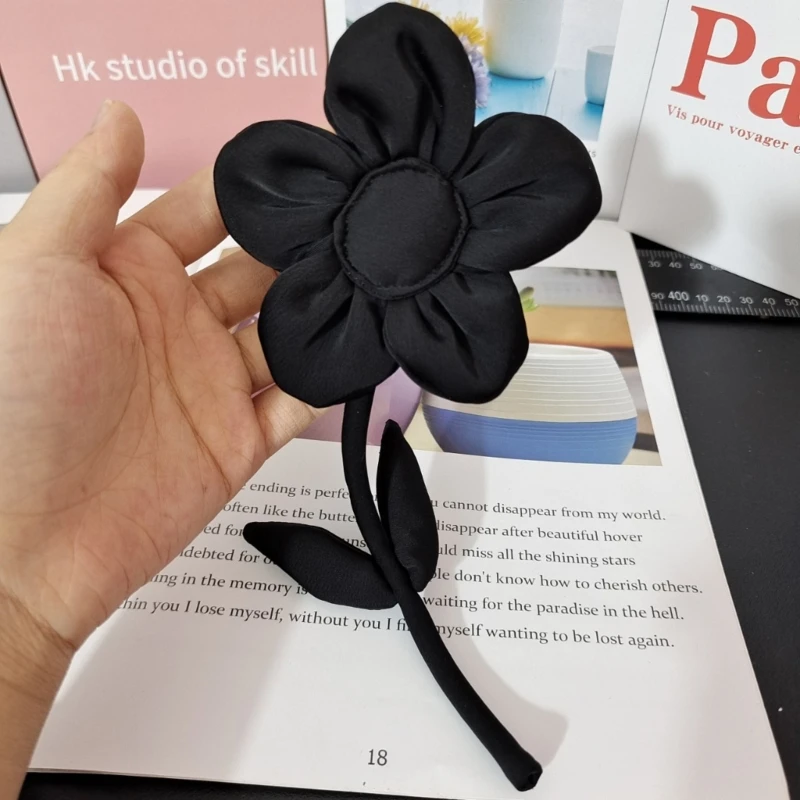 Black White Fabric Flower Brooch Pins Exaggerated Corsage Fashion Jewelry Brooches for Women Shirt Collar Accessories