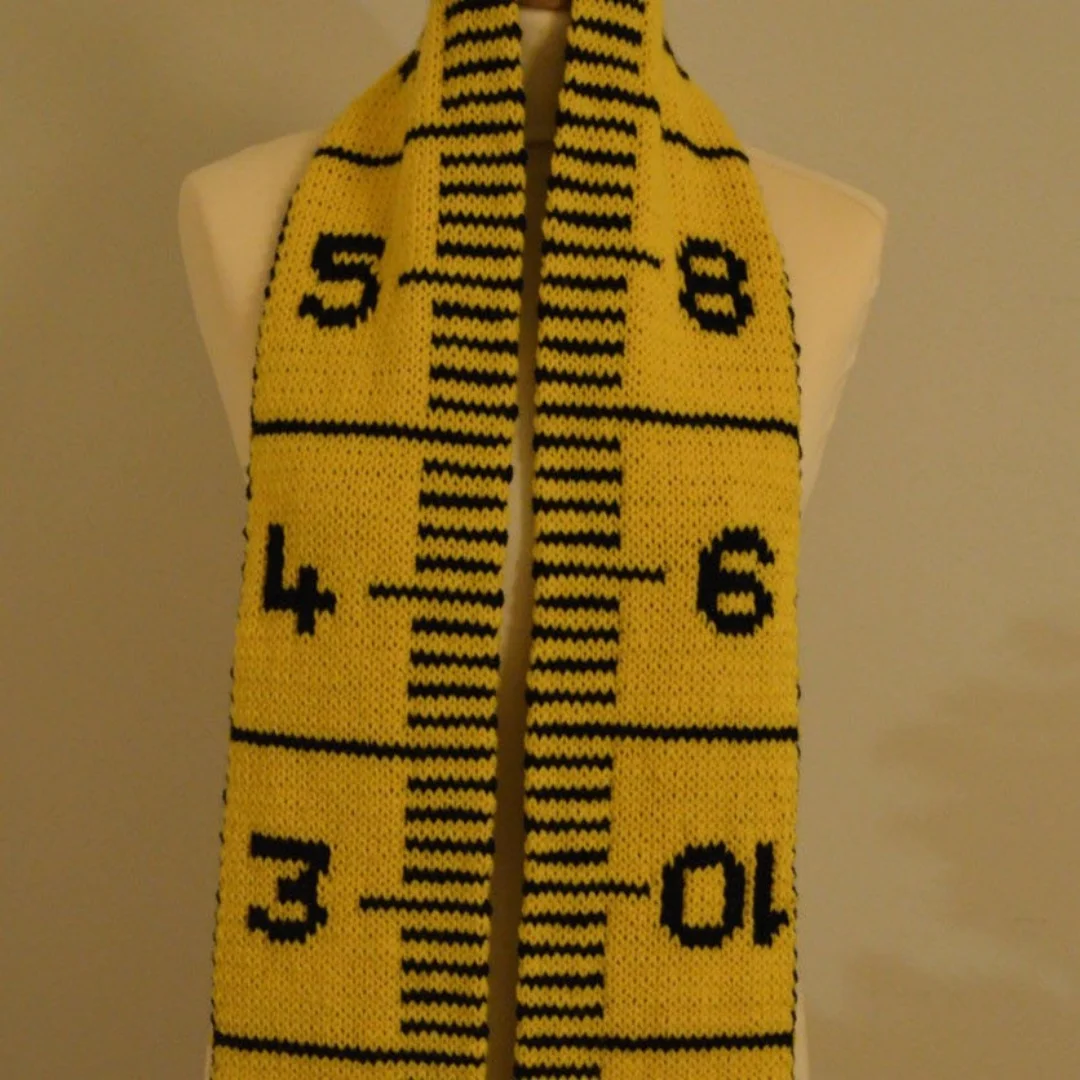 

Минималистичный шикарный вязаный шарф с линейкой, элегантный модный передний дизайн, уютное тепло и персонализированный повседневный стиль