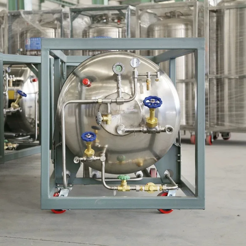 Liquid nitrogen dewar, liquid oxygen nitrogen argon carbon dioxide LNG vertical welding insulated gas cylinder