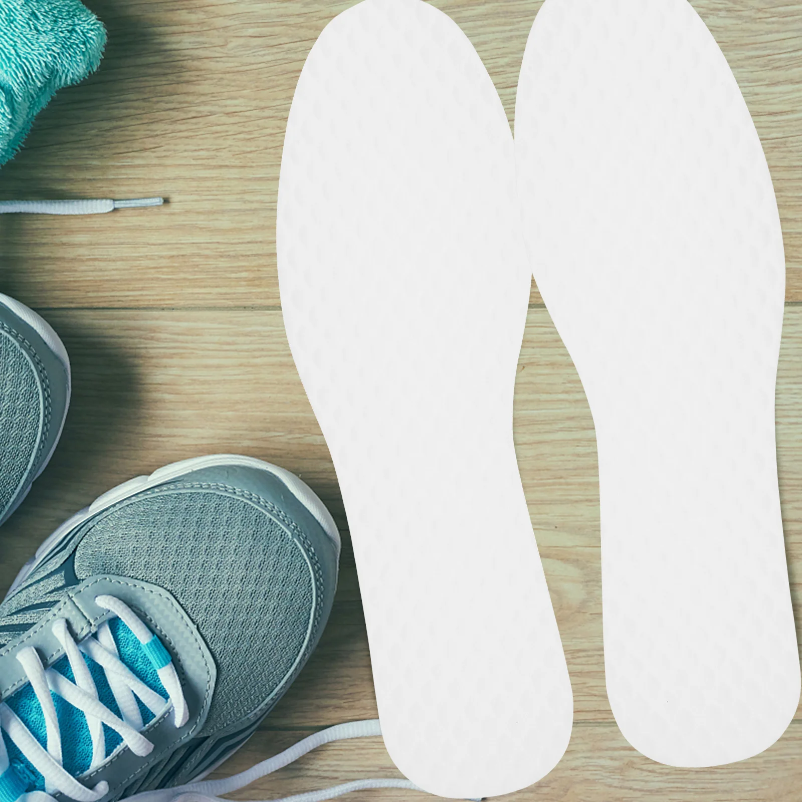 

20Pairs Breathable Shoe Insoles Moisture-Wicking Thin Inserts for Women Men Suitable for Sneakers Boots Flats Long-Lasting