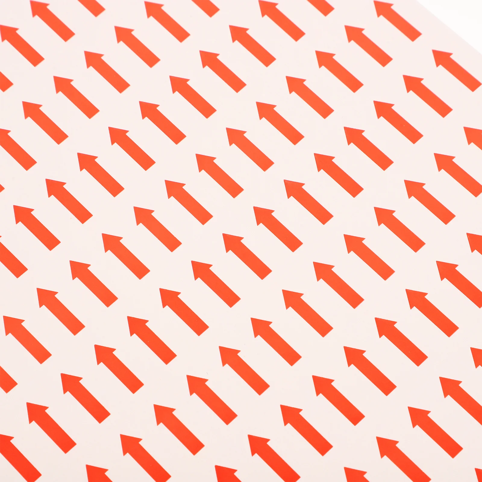 

50 Sheets Arrow Stickers Self Adhesive Directional Indicator Labels Strong Adhesive Small Lightweight Arrow Decals for Shops