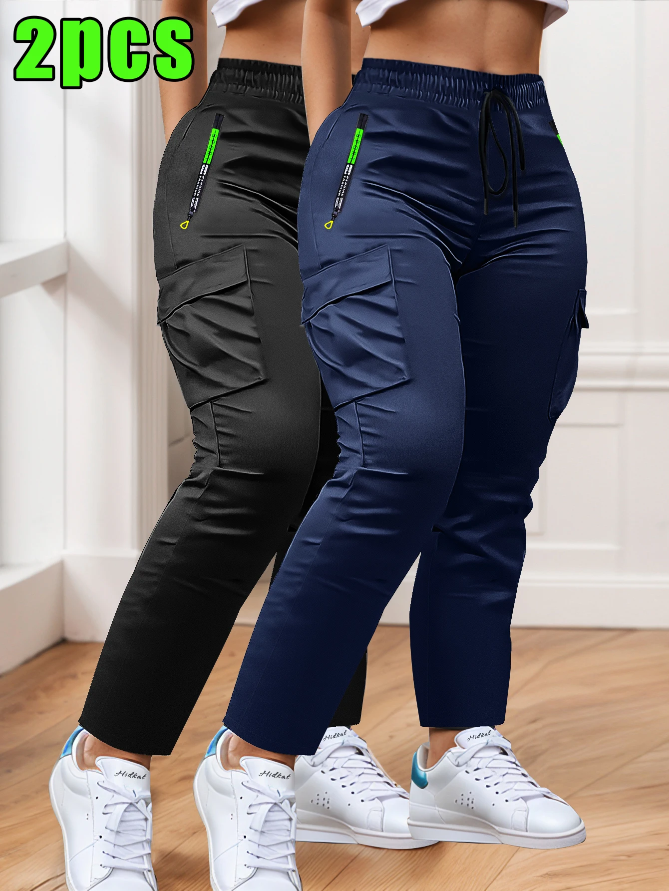 [กางเกงคาร์โก้พิมพ์ลายตัวอักษร] กางเกงคาร์โก้ผู้หญิงทันสมัย ​​ดีไซน์พิมพ์ลายตัวอักษร ดีไซน์เชือกผูกเอวยางยืด มีกระเป๋าซิป