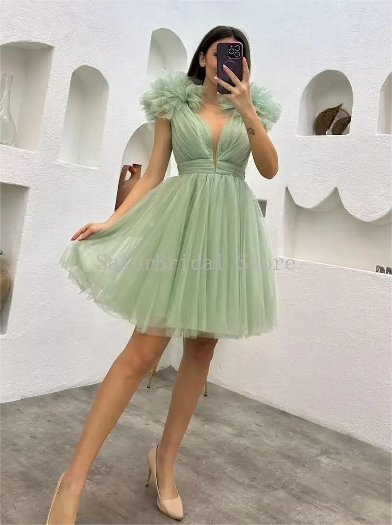 Women's Tulle Homecoming Dress for Teens Sexy V-Neck Short Formal Evening Dress Mini A-line Cocktail Party Gowns