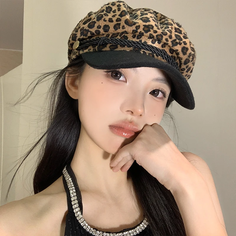 New Leopard Print Y2k Beret Women\'s Spring and Autumn Retro Personality Niche Big Head Sunshade Flat Top Octagonal Newsboy Cap