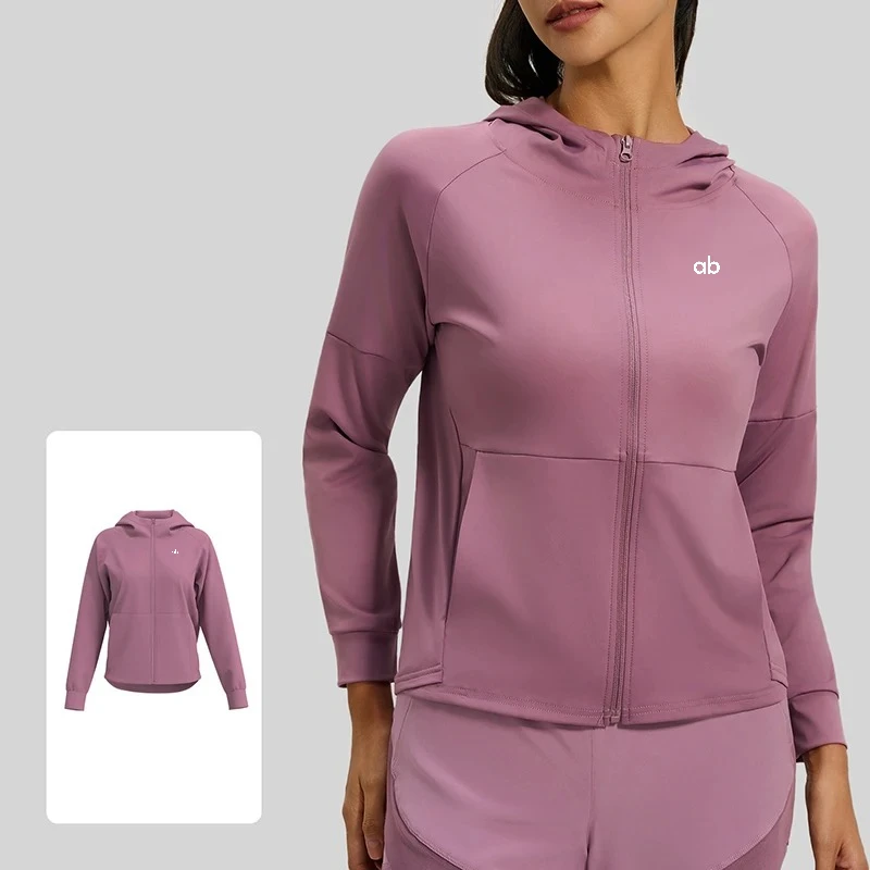 2026 Comfortable Loose Fit Yoga Outerwear Women Moisture Wicking Yoga Hoodie with Side Pocket Solid Color Versatile Sports Top