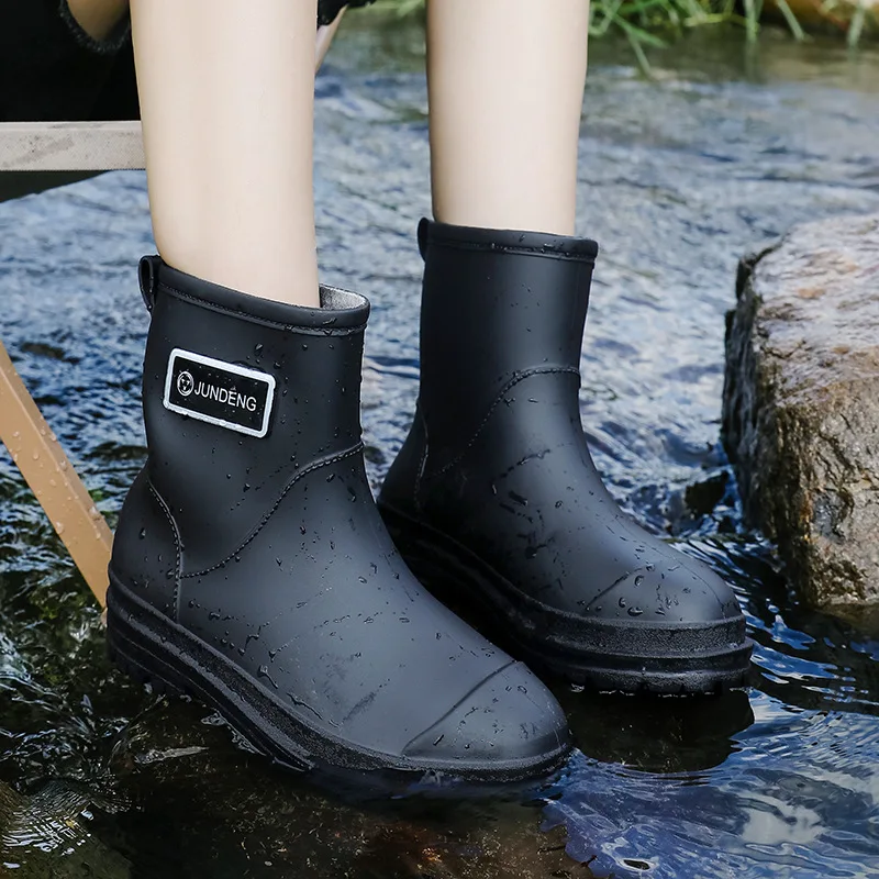 

Fashionable Mid-Calf Rain Boots Women's Outdoor Wear Anti-Slip High-Calf Rain Shoes EVA Material Spring Autumn Season