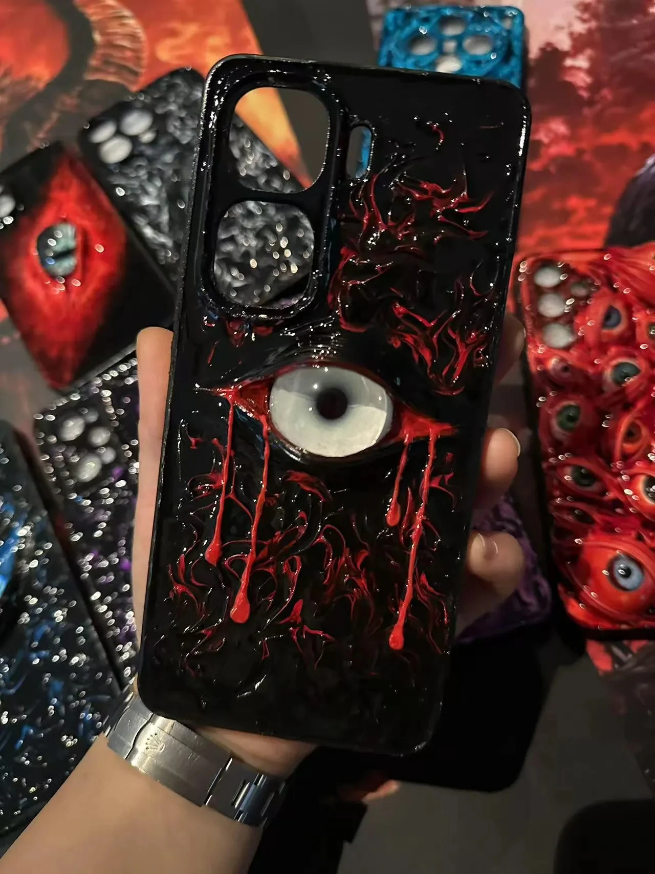 

Чехол для телефона HorrorEyeArt Glowing Eyes для iPhone 7, 8, 11, 12, 13, 14, 15, 16, Pro Max — жуткий чехол для телефона, лучшая идея подарка.