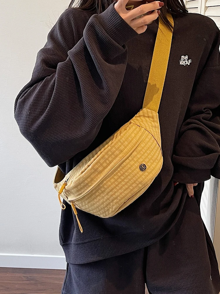 nova-bolsa-transversal-esportiva-fena-2025-amarela-de-nylon-leve-para-celular-ao-ar-livre-design-simples-versatil-e-moderno