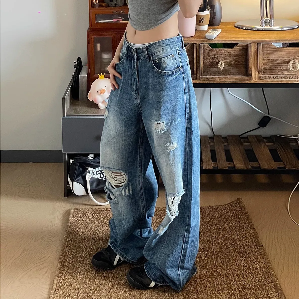 GG American Retro Hole-punched Jeans Women High Waist Straight-crotch Loose Slim Design High-street VibeWide-leggedDraggingPants