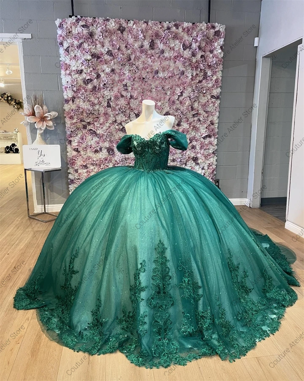 Apliques de cuentas de color verde esmeralda, 15 vestidos de quinceañera, vestido de fiesta de graduación con hombros descubiertos, vestido de fiesta de cumpleaños personalizado