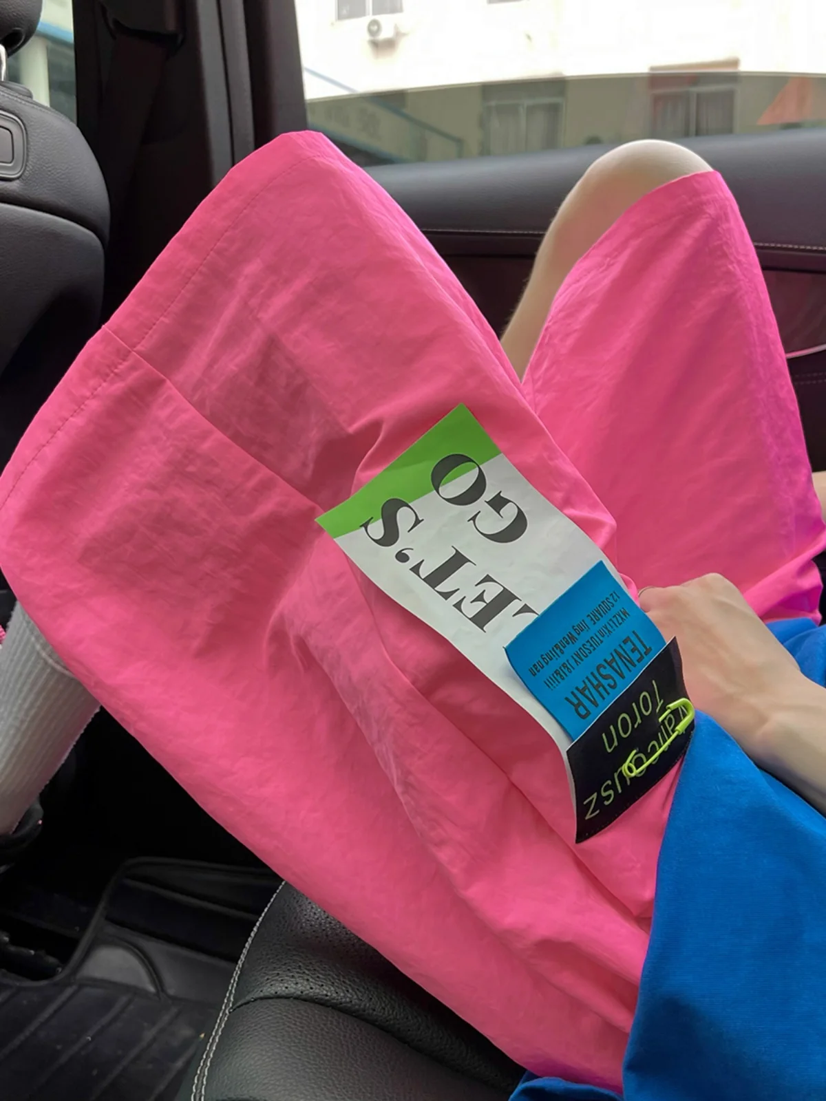 Pantalones cortos de seda helada de secado rápido para hombre, estilo americano moderno, sueltos, informales, de playa, tipo bóxer de cinco puntos, transpirables y cómodos para verano.