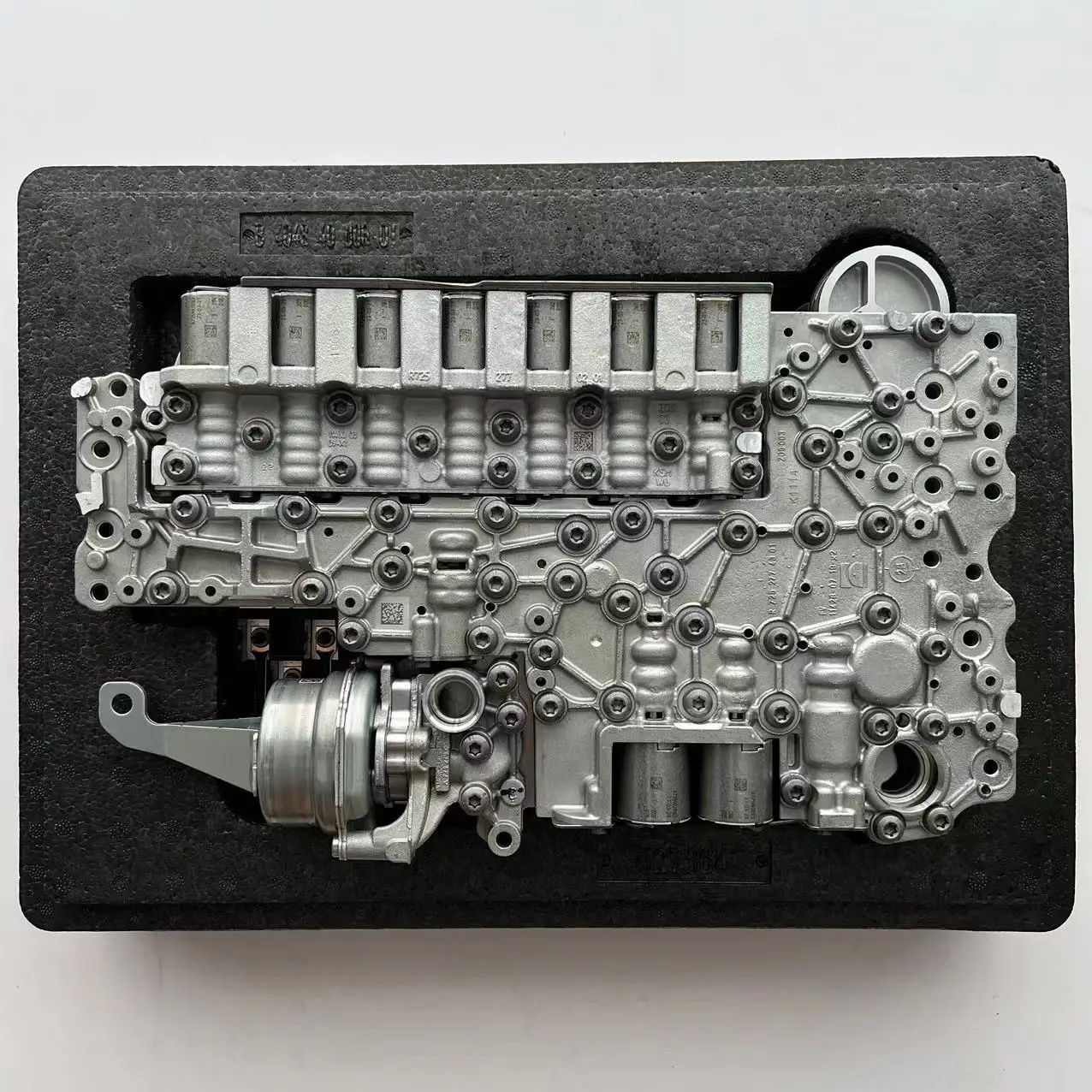 Neues Original A7252701905 9-Gang-Getriebeventilkörper für Mercedes