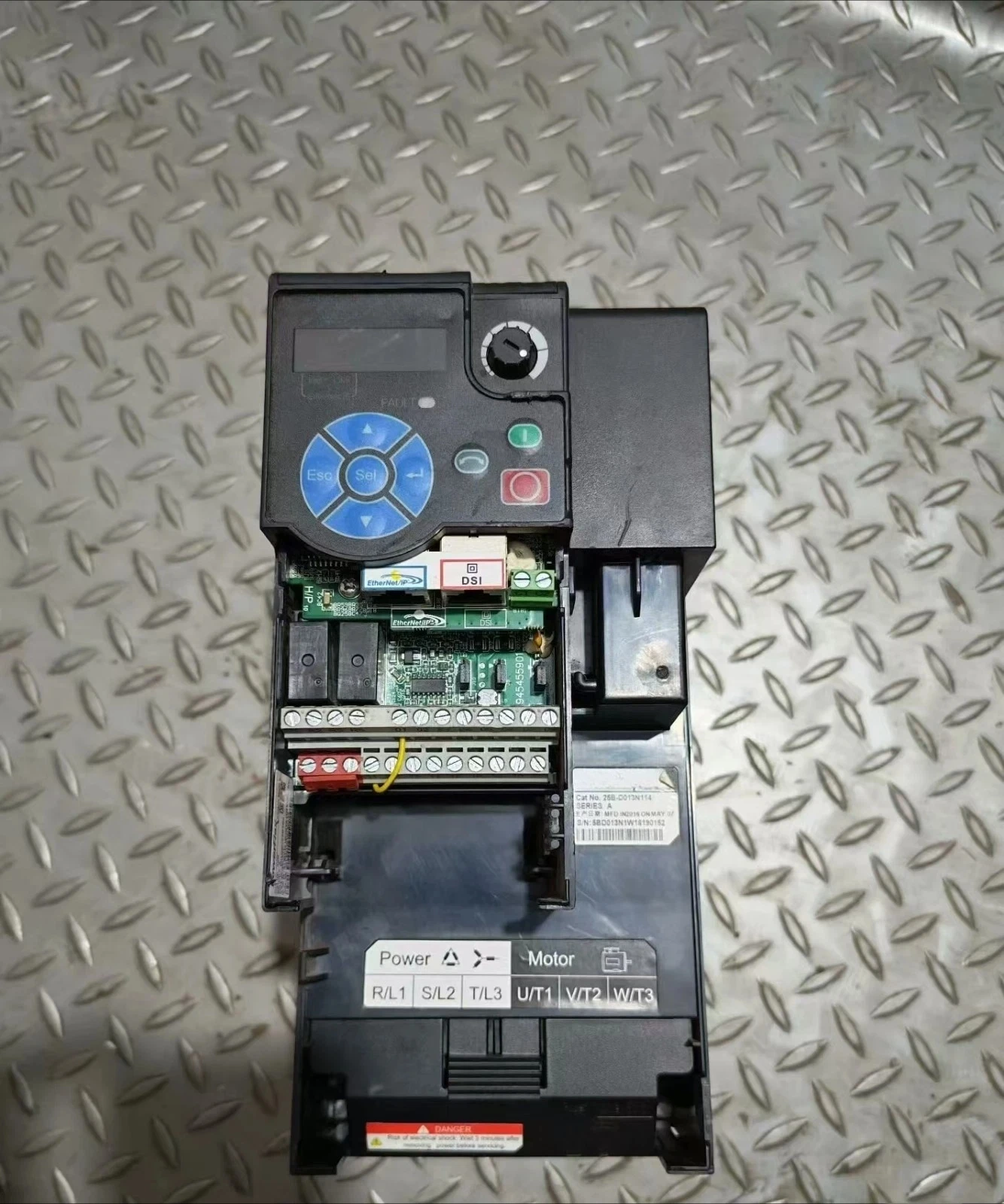 Used 25B-D013N114 For Allen Bradley 25B-D013N114 PowerFlex 525 5.5kW (7.5Hp) AC Drive