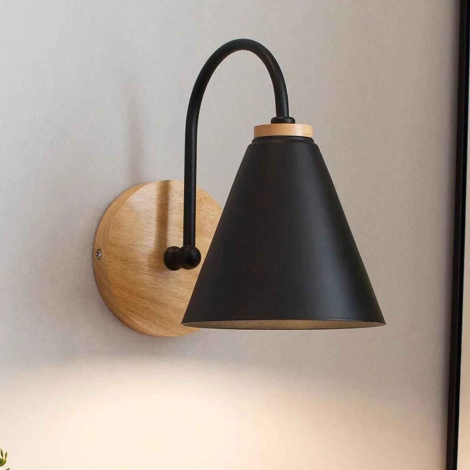 Nordic Wall Lamp Solid Wood Wall Lamps Bedroom Modern Bedside Light Creative Macaron Wall Lights Living Room Restaurant E27