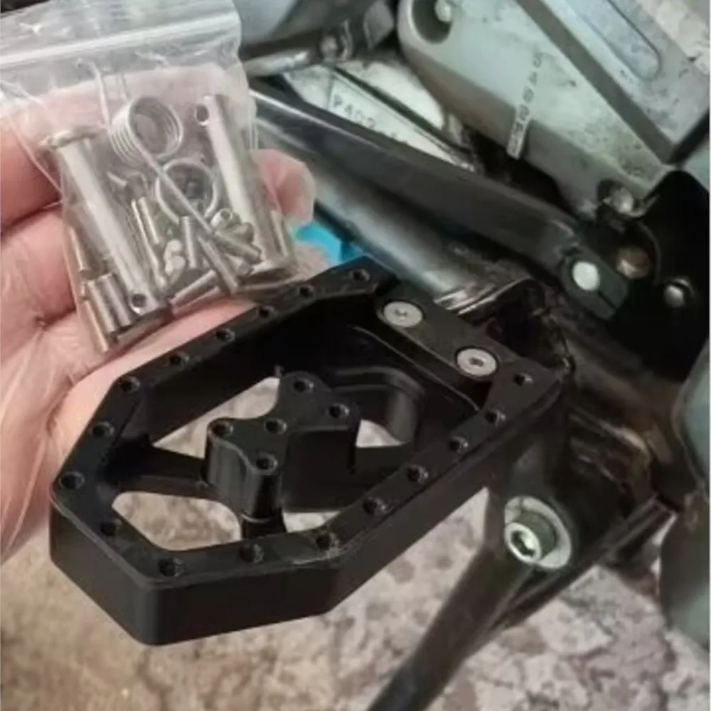 NEW Motorcycles For Suzuki DR 650 DR650/SE DR650 SE 1996-2023 2022 2021 Enlarged Wide Foot Pegs FootRest Footpegs Rests Pedals