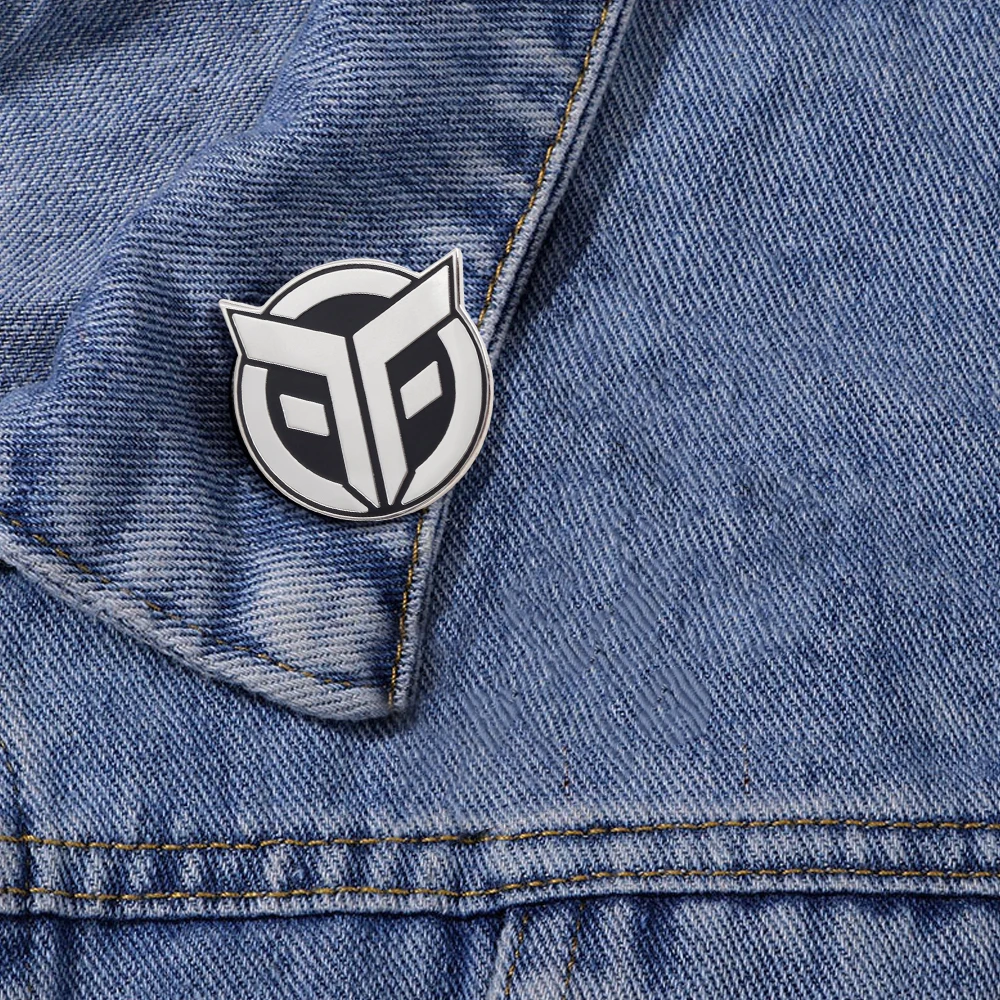 Arena اندلاع: لانهائي المينا بروش لعبة الرماية أيقونة التلبيب دبوس أسود أبيض الكرتون ألعاب المحيطية المشجعين هدية شارة Souveni