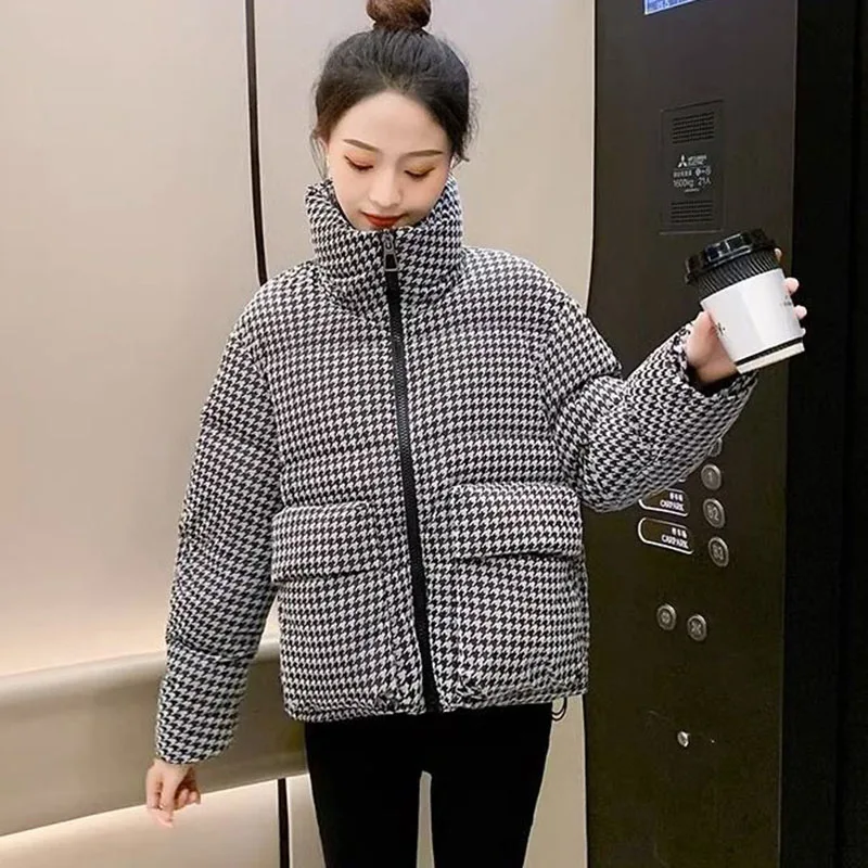 Houndstooth Short Down Jacket Women Vintage Elegant Padded Thick Warm Coat Long Sleeve Fashion Zipper Big Pockets Female Outwear