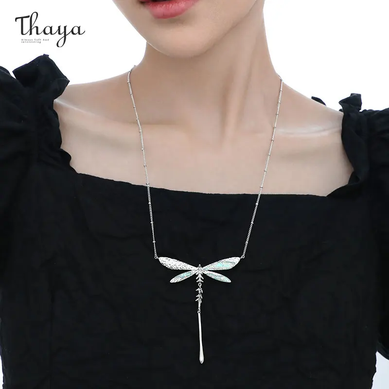 Thaya Fashion Women Necklace Original Design Elegant Girls Choker Pendant Dragonfly Necklace Female Party Jewelry Gift for Women
