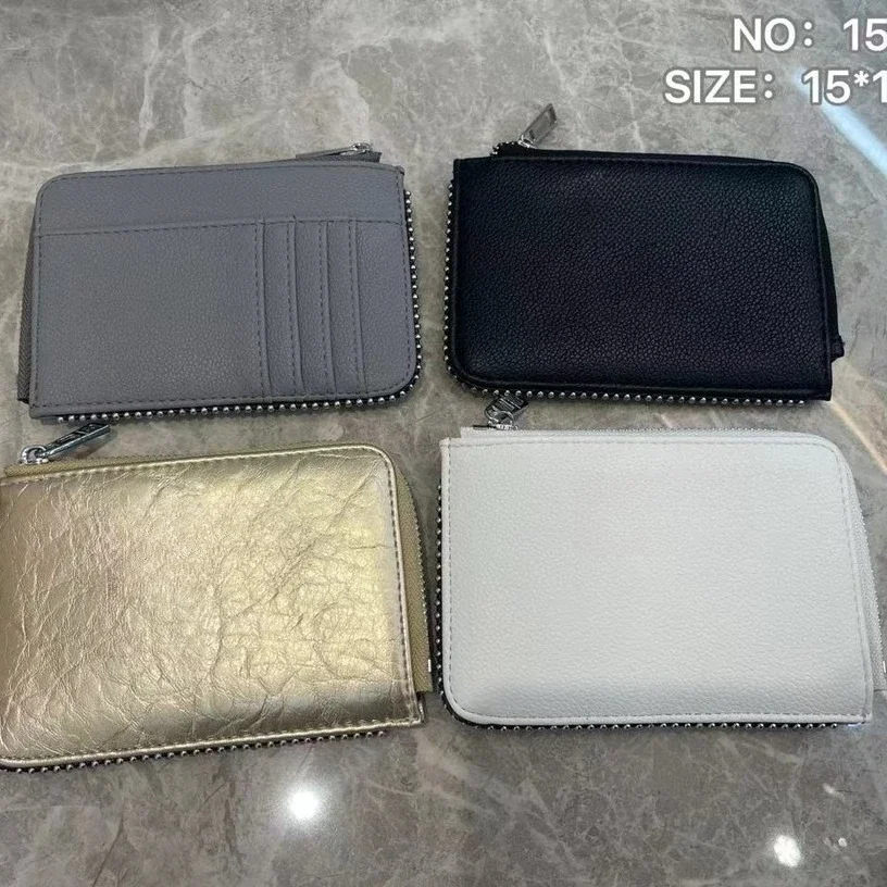

Retro French Luxury Diamond Fashion Card Case Cowhide Wing-Shaped Exquisite Design Versatile Stylish Storage for Cards