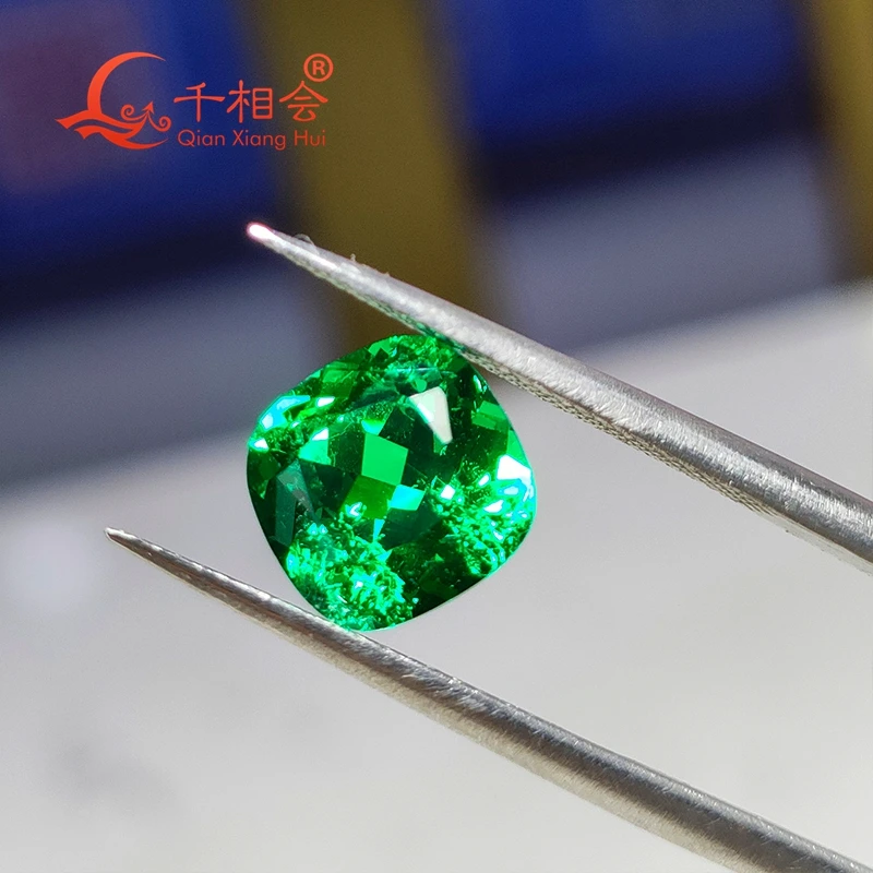 مختبر جرون Yttrium أكسيد الألومنيوم المزروع وسادة تسافوريت شكل كولومبيا الزمرد الأخضر اللون المميلات YAG جوهرة الحجر AGL