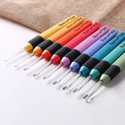 1 Pc LED Light Crochet Hooks Knitting Needles Weaving for DIY Luminous Yarn Knitting Craft Sewing Accessories Tools Size 2-6.5mm