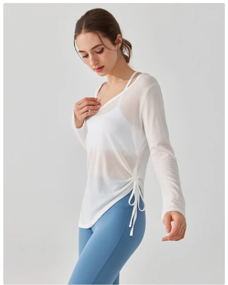 Sporttop mit Kordelzug und Falten für Damen, locker geschnitten, langärmelig, hüftbedeckend, unregelmäßiger Schnitt, geeignet für Pilates, Fitness und Yoga. – Detail 3
