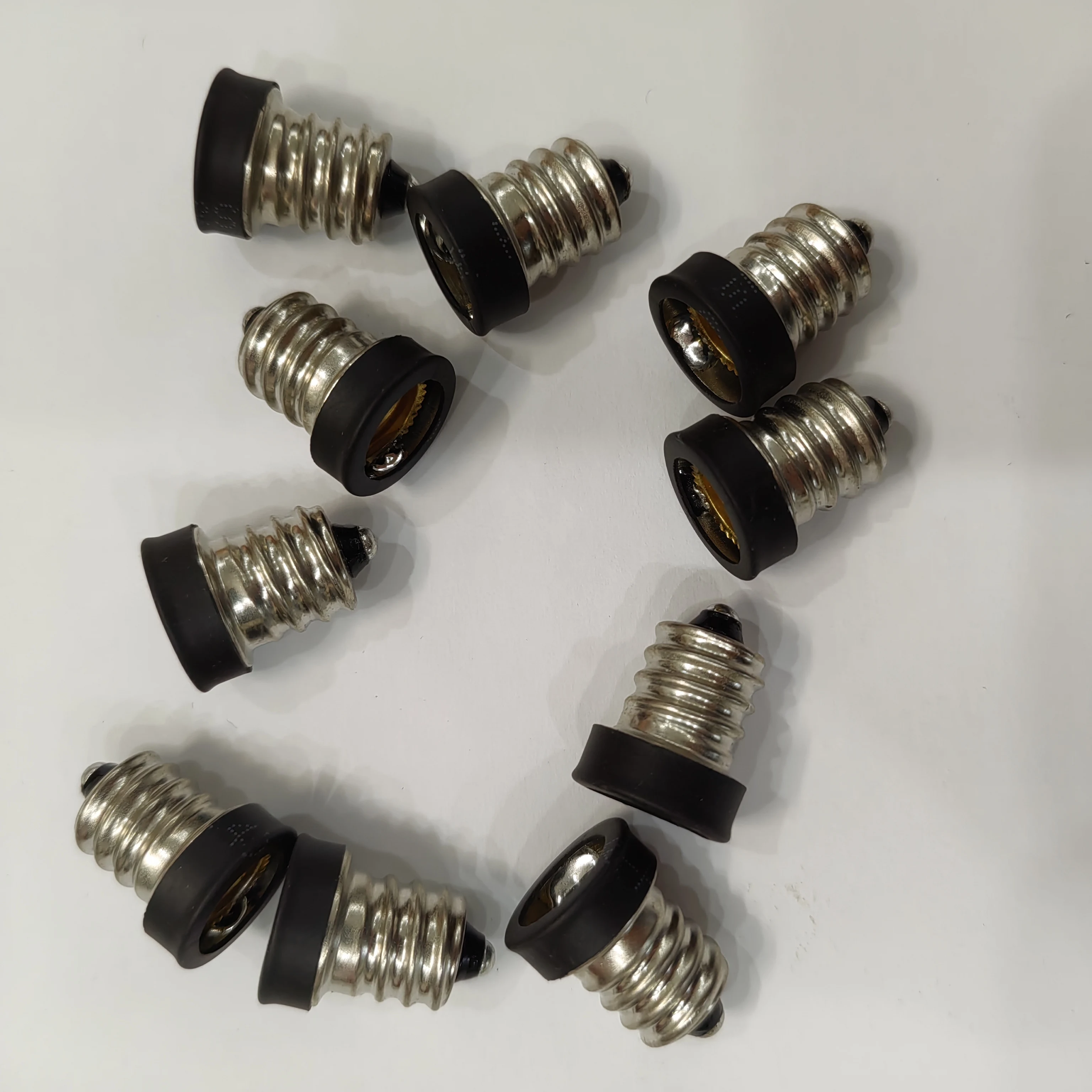 10PCS Black E12 To E10 Conversion Lamp Holder Adapter E10 E12 Converter Adapter DIY LED Lighting Accessories