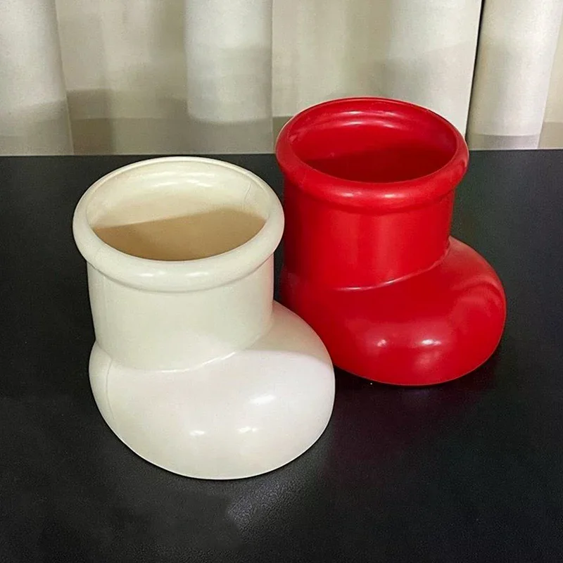 Red Boots Christmas Pen Holder Desktop Organizer Makeup Brush Storage