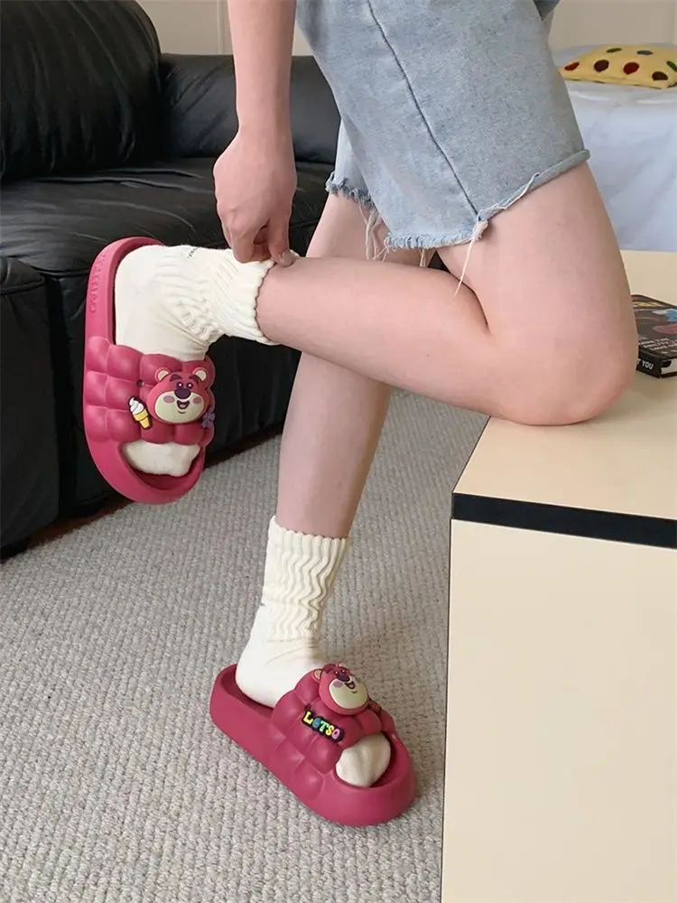 white Cartoon Strawberry Bear Lotso Indoor Outdoor Wearing Sandals Women's Summer Anti Slip Comfortable New Type Of Slippers