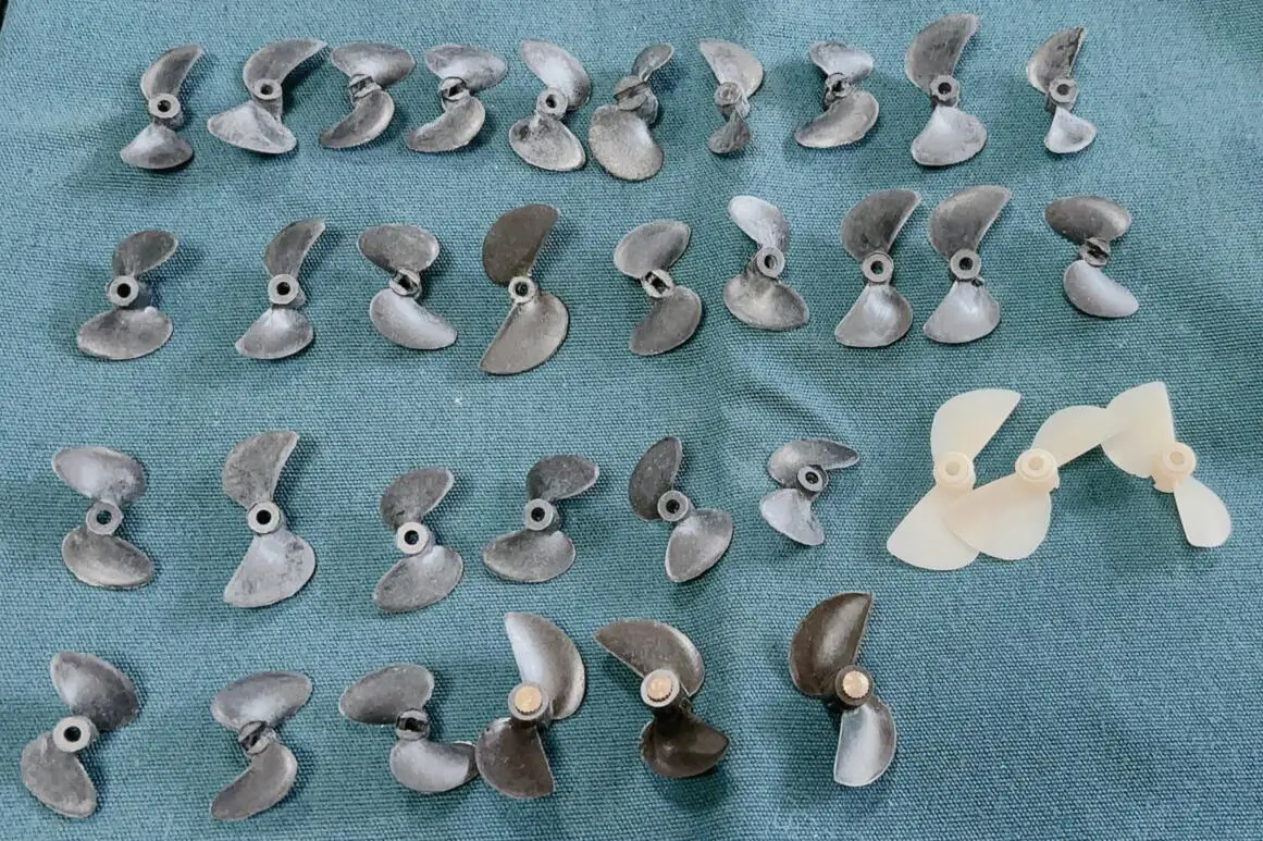 34 Pcs Multi-Size RC Boat Propellers 2-Blades  (Left/Right Handed prop) - Clearance Sale for DIY RC boat
