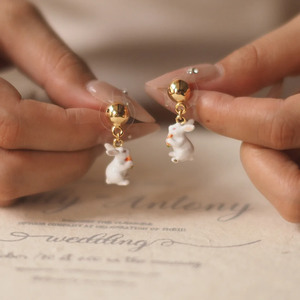 

2025 Luxury French-European Style Enamel Rabbit Vintage Stud Earrings — Hand-Painted Artisan Collectible Jewelry