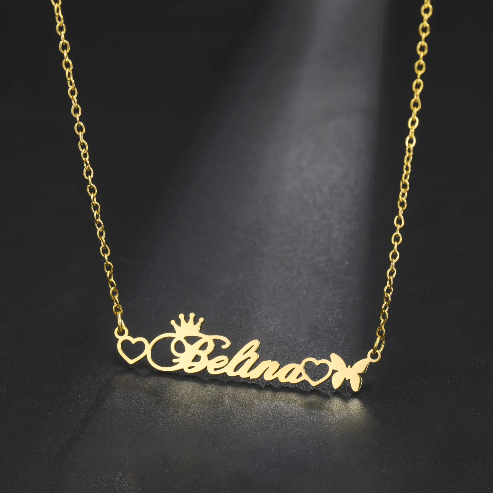

Custom Butterfly Love Name Necklace Lively Butterflies Sweet Hearts Surrounding Names Gift Convey Affection Give Family Friends