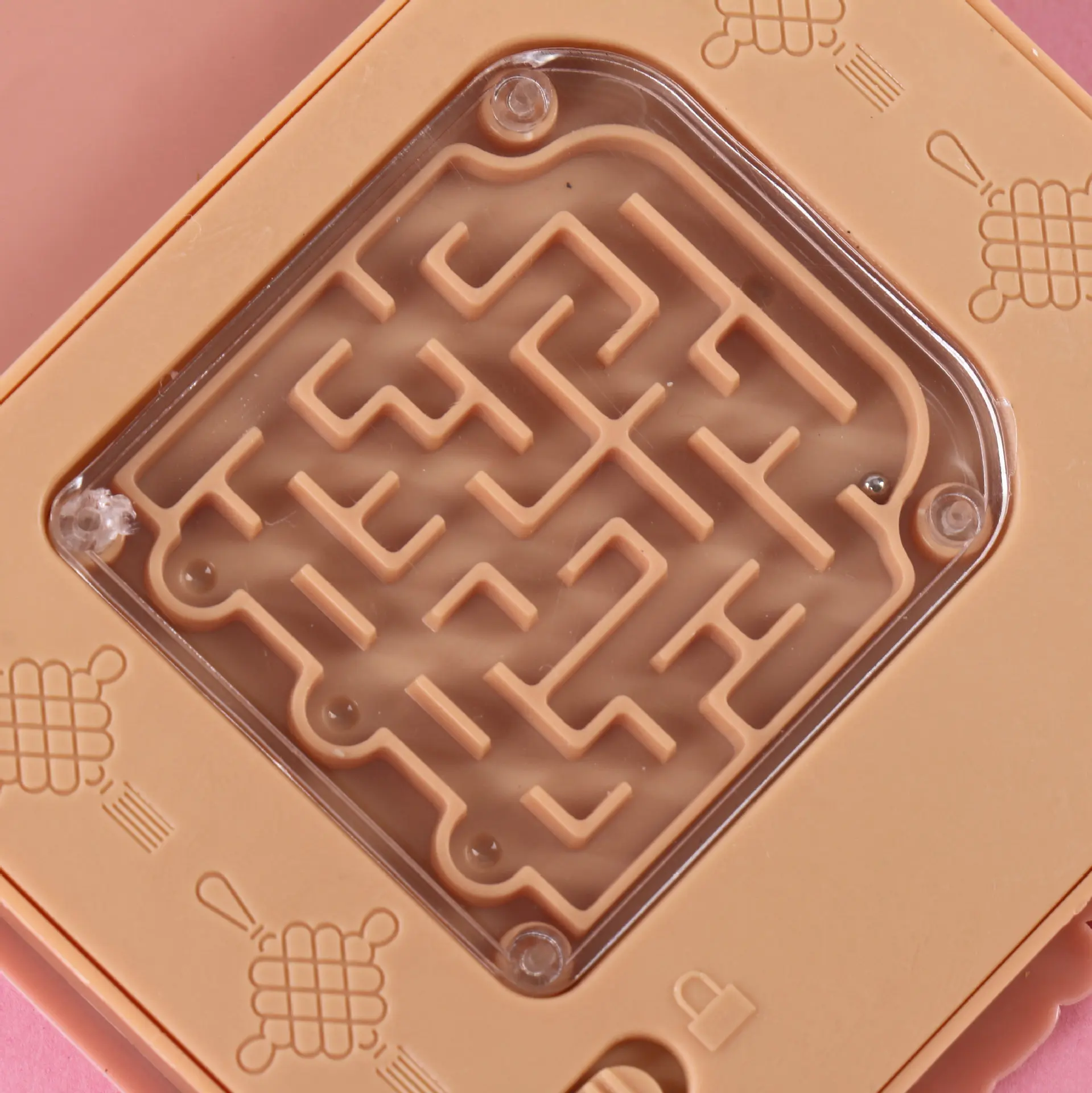 Porte-clés abeille mignon et exquis, planche à dessin avec labyrinthe Simple, jouet de jeu, breloque pour sac à dos, porte-clés de voiture pour Couple, pendentif, cadeau