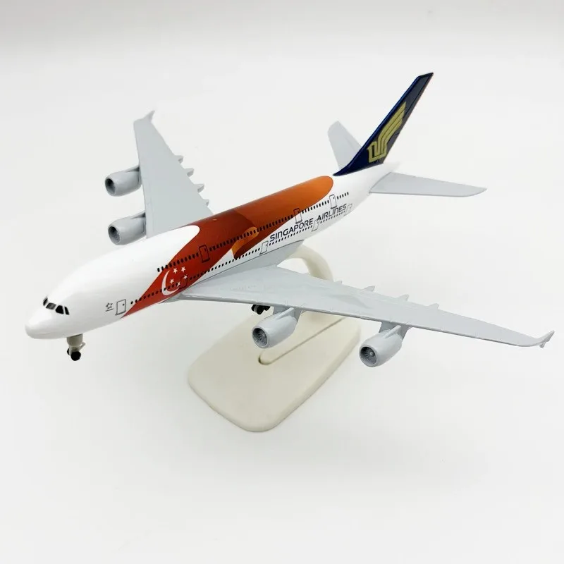 20cm Alloy Aircraft Model A380 Singapore Airways Toy Model Airplanes Diecast 1:400 Scale Plane With Wheels Home Aviation Decorat