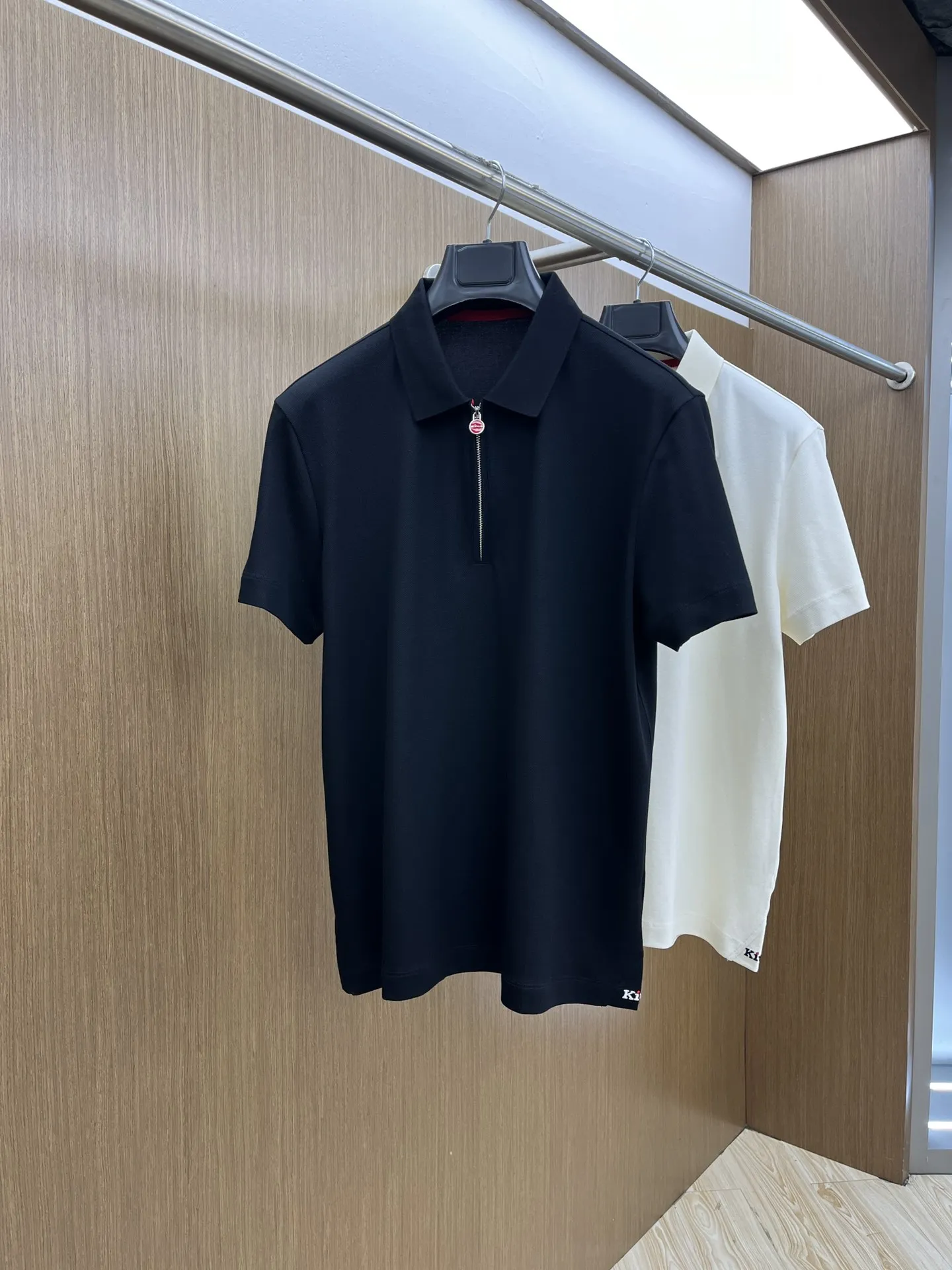 

2025 summer new Italian kiton men's Kiton simple fashion business lapel short-sleeved POLO top