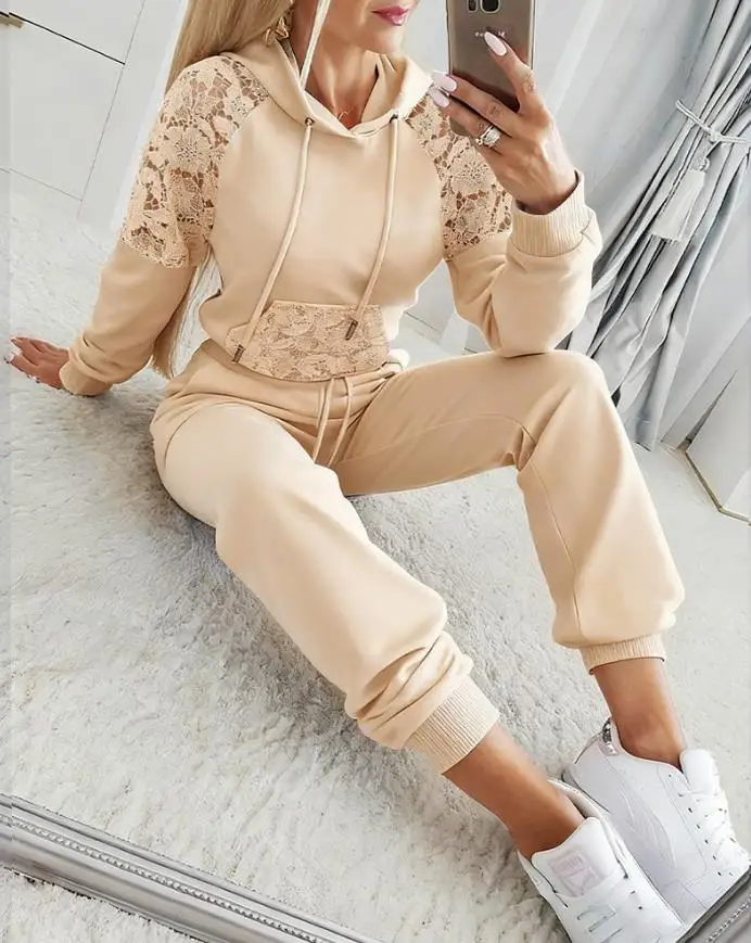 

Two Piece Set Women Outfit New Guipure Lace Spliced Kangaroo Pocket Drawstring Hoodie Sweatshirt & Casual Jogger Sweatpants Set