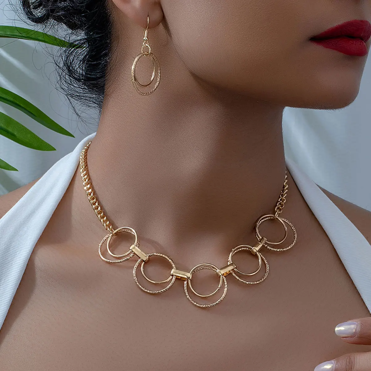 

Personalized fashion O-shaped double-layer circle necklace earrings set women's accessories simple temperament niche bracelet