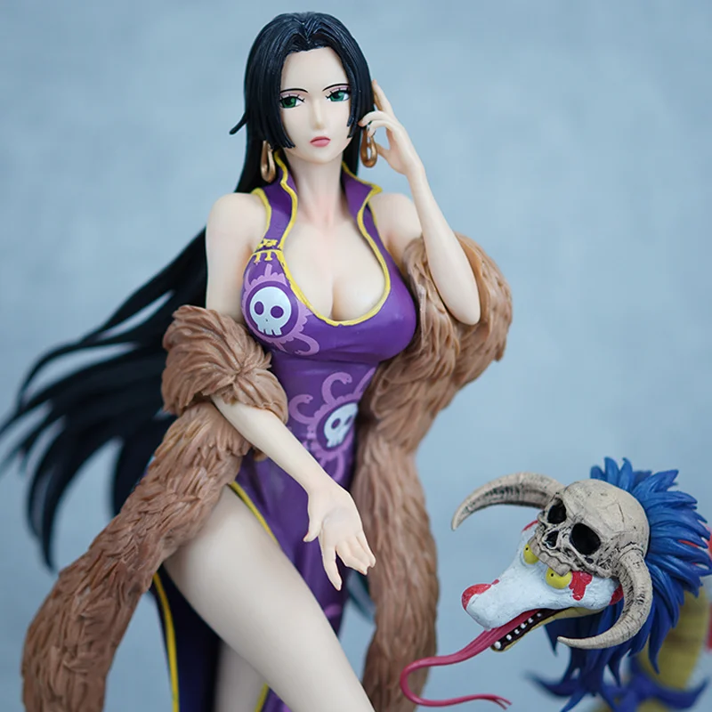 One Piece Snake Ji Female Emperor Handgefertigte Actionfigur 37 cm Animation Resonanz Ornamente Sammlerstück Handfigur