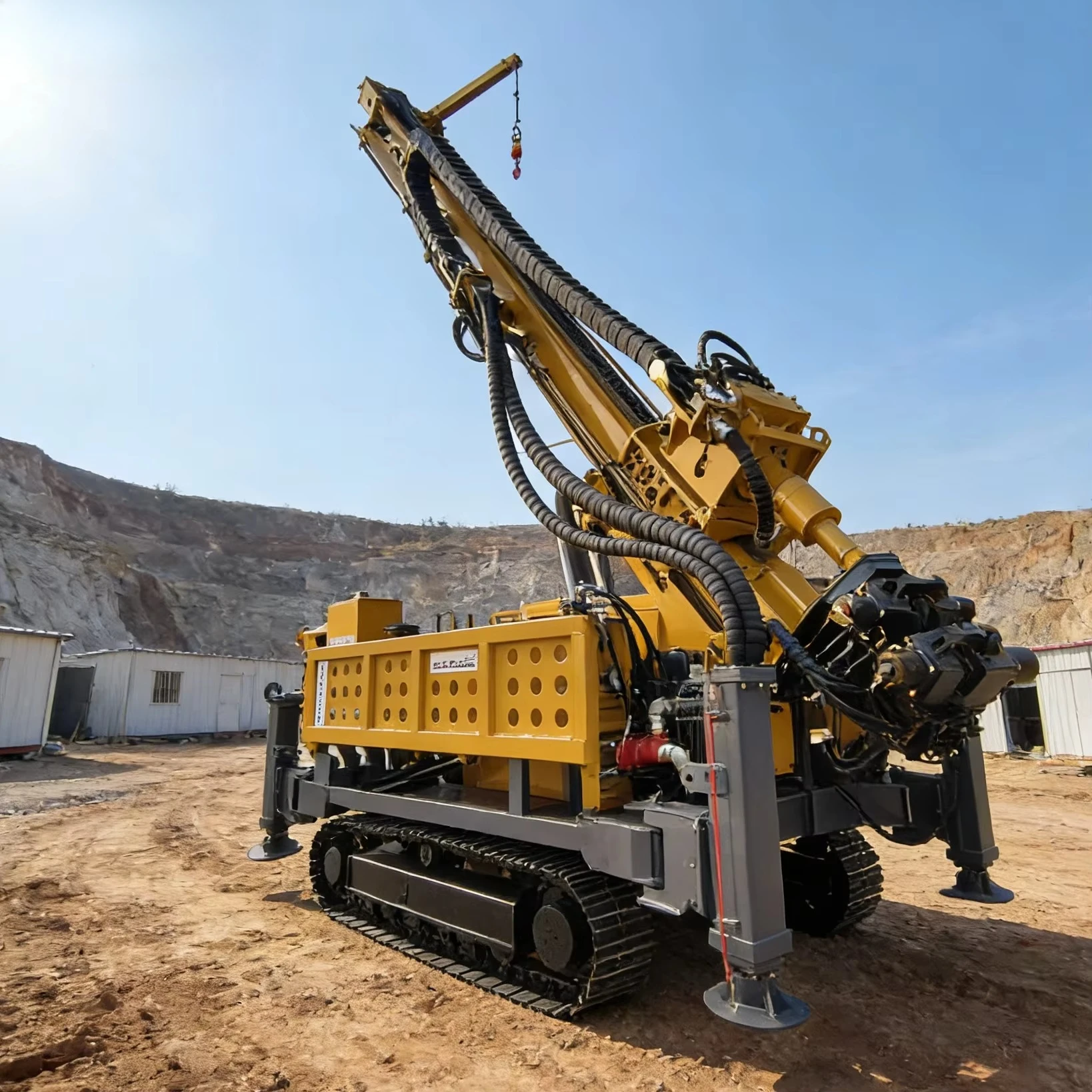 Efficient RC Drilling Machinery with Enhanced Cooling System Reverse Circulation Drilling Rig