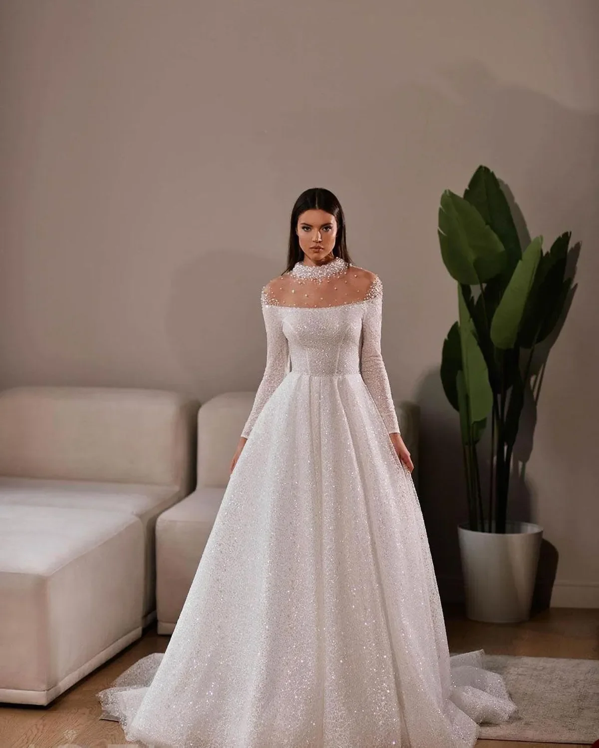 Elegant wedding dress custom train gown De Mariee Vestidos De Novia with beads and pearls o neckline glitter lace bridal gown