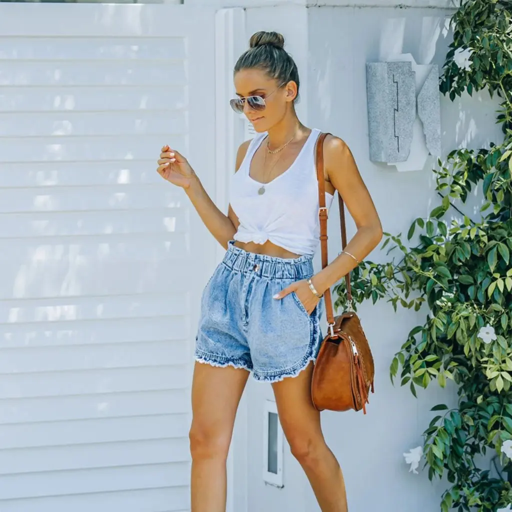 

Милая девушка светлого цвета, дизайн, кружевные джинсовые шорты для женщин с эластичной резинкой на талии, модный европейский и американский стиль