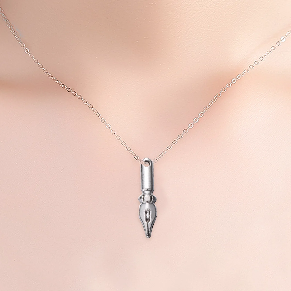 

50Pcs Graduation Season Pendants Alloy Craft Charms Polished DIY Accessories for Bracelets Necklace Keychains Jewelry Making