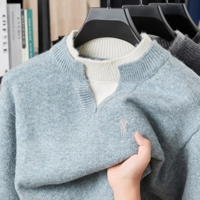 2025 New Woolen Sweater Men's Fake Two Piece Loose Knit Thick Embroidered Horse Logo Cashmere Sweater Youth Base Sweater