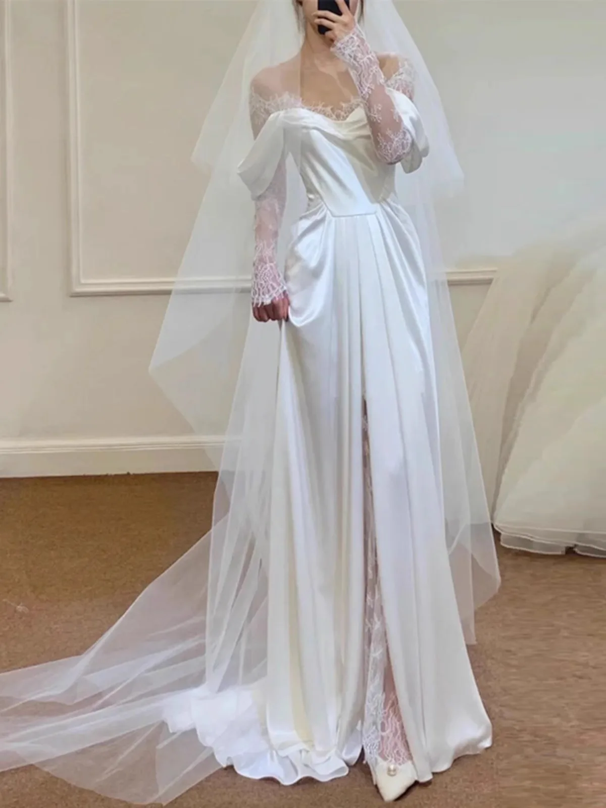 2024 nuevo Vestido De Novia Simple estilo francés satén con Apliques De encaje fuera del hombro vestidos De Novia elegantes Vestido De Novia