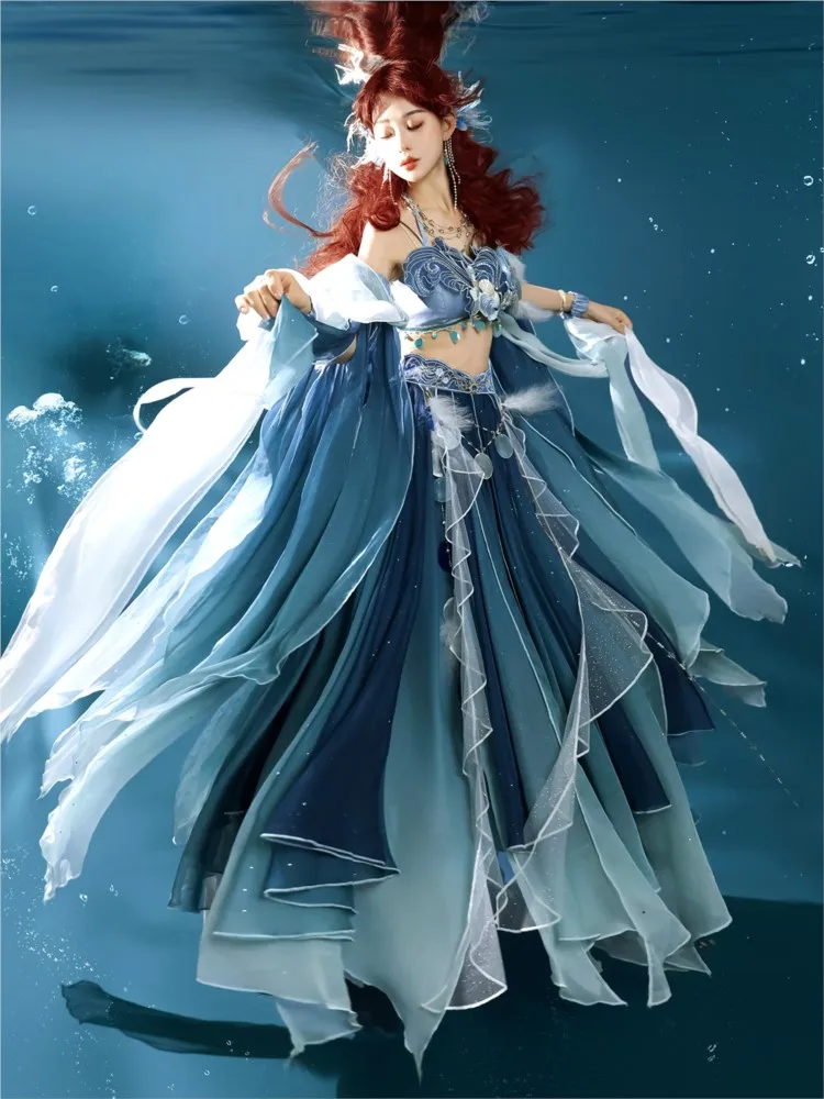 

Elegant and fashionable exotic style ancient heavy industry dress