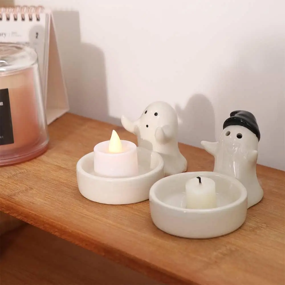

Elegant Ceramic Ghost Candlestick Cartoon Ghost Cute Halloween Candlestick Non-slip Candle Holder Bedroom