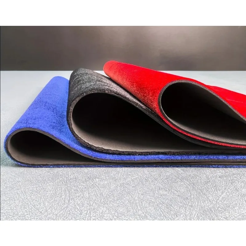 Close-Up Mat — 41 × 32cm — product photograph 3