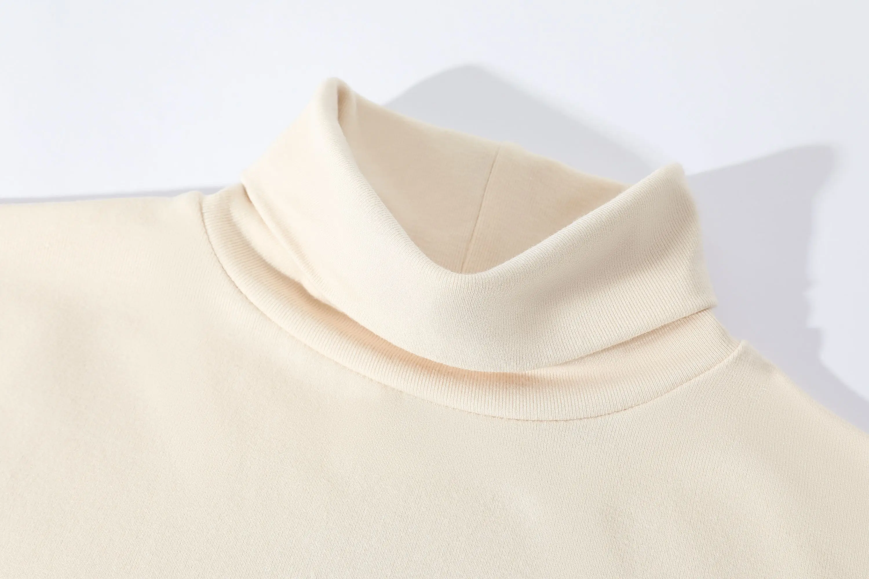 2026 Herbst Winter Damen T-Shirt Rollkragen Kurzarm-Shirt Stilvolles Einfarbiges Schlankes Weiches Basic-Layering-Unterhemd Lässiges Strick-Oberteil – Detail 8